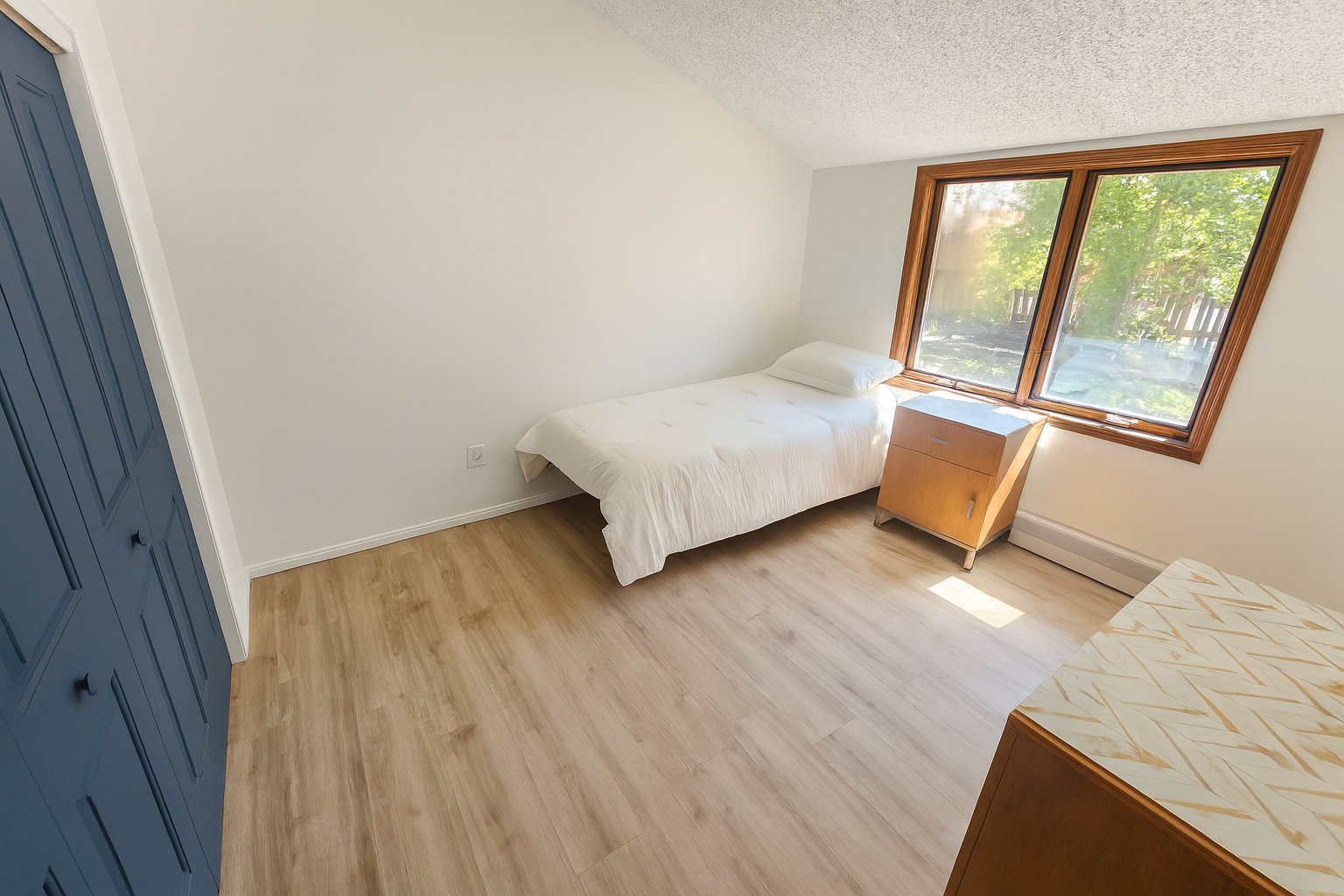 Private  Bedroom at Renew & Rise sober living facility